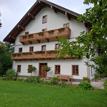 Daire Bernwieserhof
