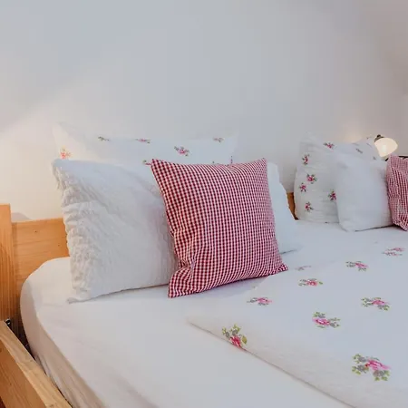 Bernwieserhof باد هايلبرون